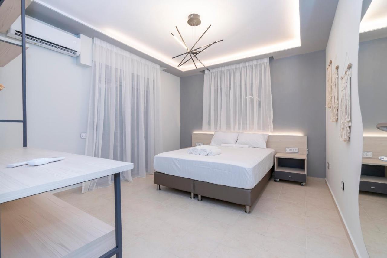 Sithoniars Luxury Ground Floor Apartment With Private Garden Неос Мармарас Екстериор снимка