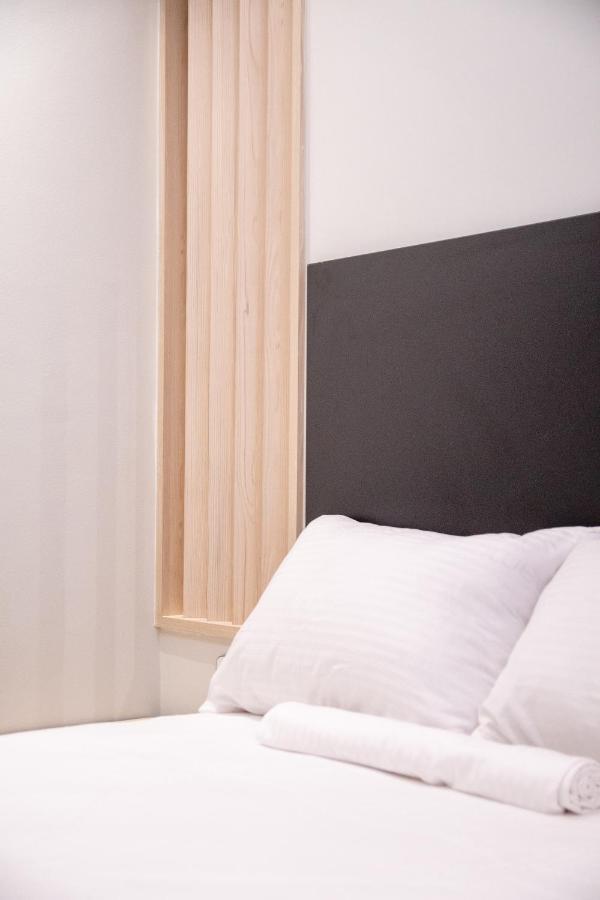 Sithoniars Luxury Ground Floor Apartment With Private Garden Неос Мармарас Екстериор снимка