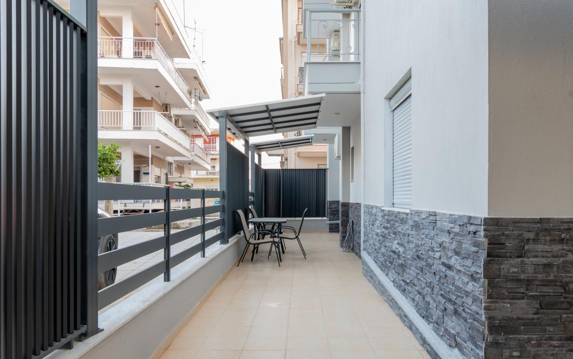 Sithoniars Luxury Ground Floor Apartment With Private Garden Неос Мармарас Екстериор снимка