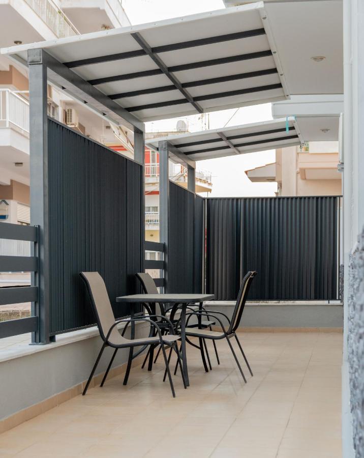 Sithoniars Luxury Ground Floor Apartment With Private Garden Неос Мармарас Екстериор снимка